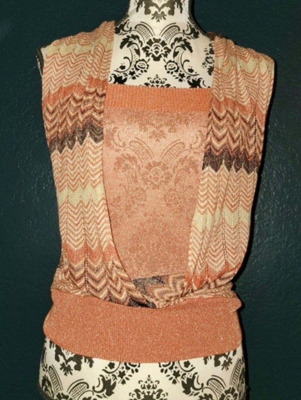 Womens Peach Chevron Knit Sleeveless Blouse